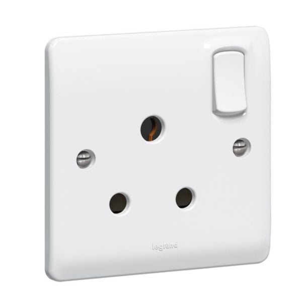 Legrand Synergy socket outlet, 1 gang switched, 15A 250V, white